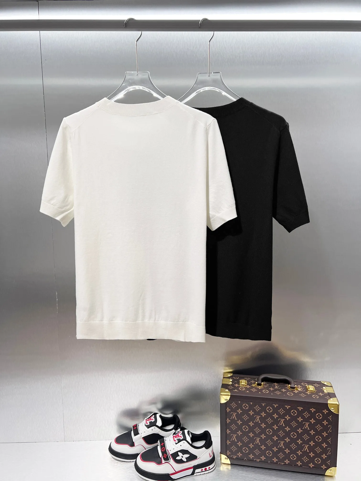 BALENCIAGA* Classic logo 🔥 T ✅ Quality ‼ ● ● 350 ● ● 1：1 ● ●Size：M L XL XXL XXXL